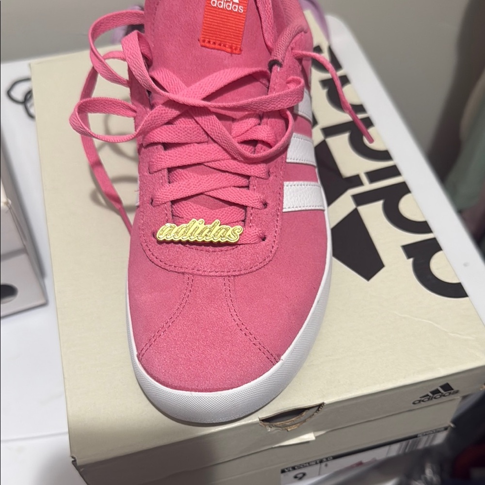 Adidas Pink Sneakers with Classic Low-Top Design